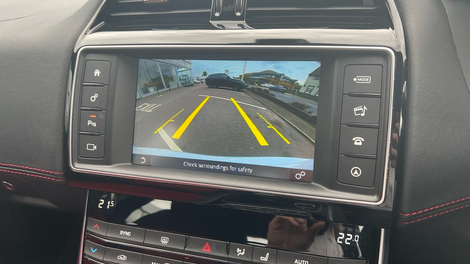 Used Jaguar XE for sale - 77228161: Photo 12