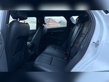 Used Land Rover Range Rover Evoque 2022 for sale - 77107524: Photo