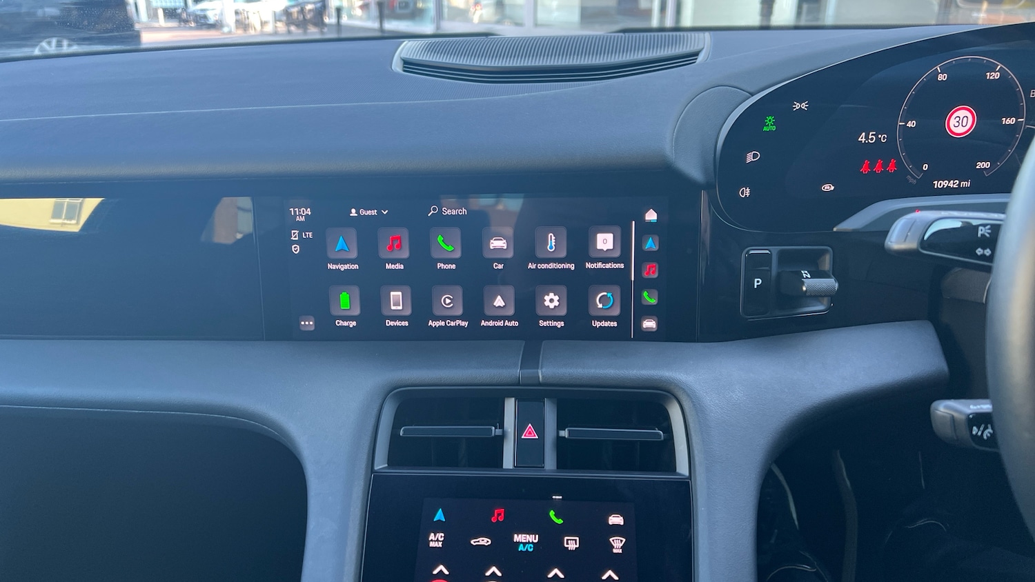 Used Porsche Taycan 2023 for sale - 77189173: Photo 14