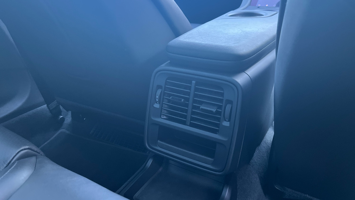 Used Porsche Taycan 2023 for sale - 77189173: Photo 18