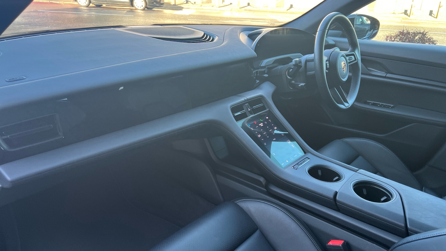 Used Porsche Taycan 2023 for sale - 77189173: Photo 23