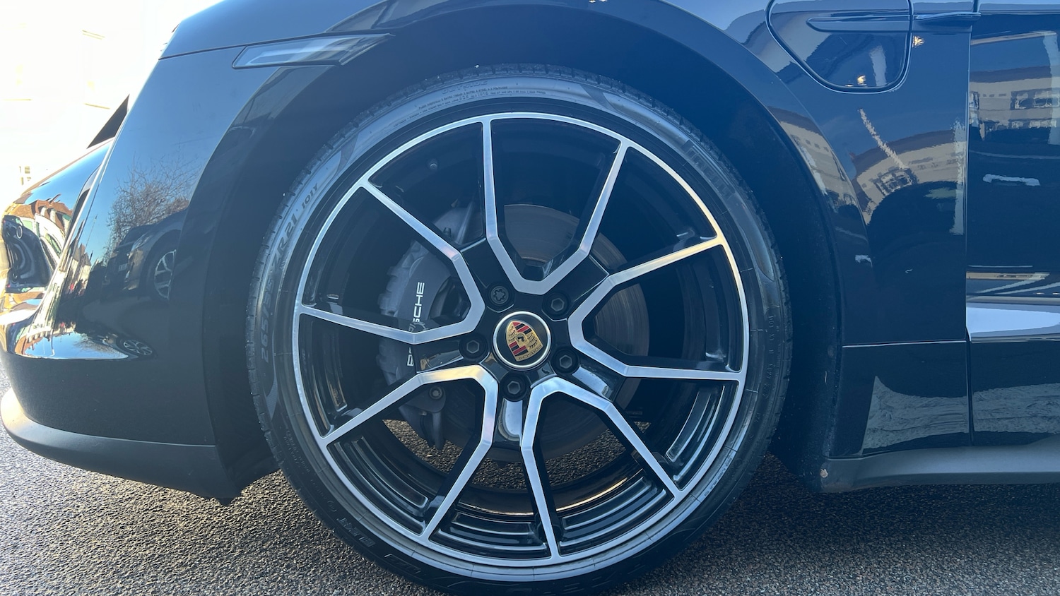 Used Porsche Taycan 2023 for sale - 77189173: Photo 25