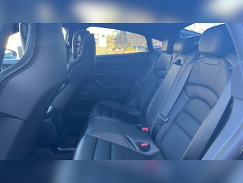 Used Porsche Taycan 2023 for sale - 77189173: Photo