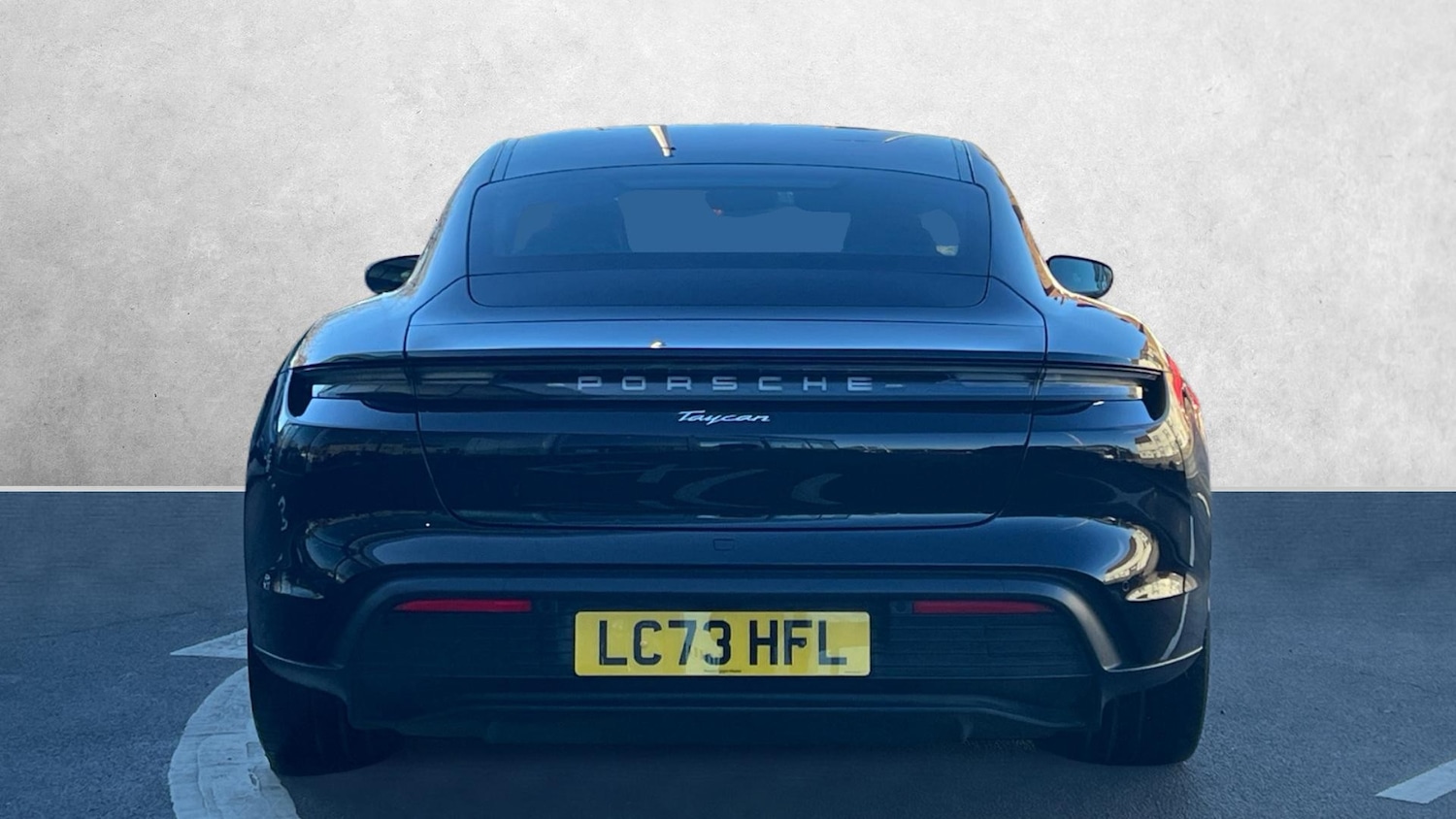 Used Porsche Taycan 2023 for sale - 77189173: Photo 6