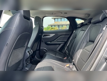 Used Jaguar F-Pace 2017 for sale - 78545571: Photo