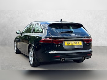 Used Jaguar XF 2019 for sale - 78633616: Photo