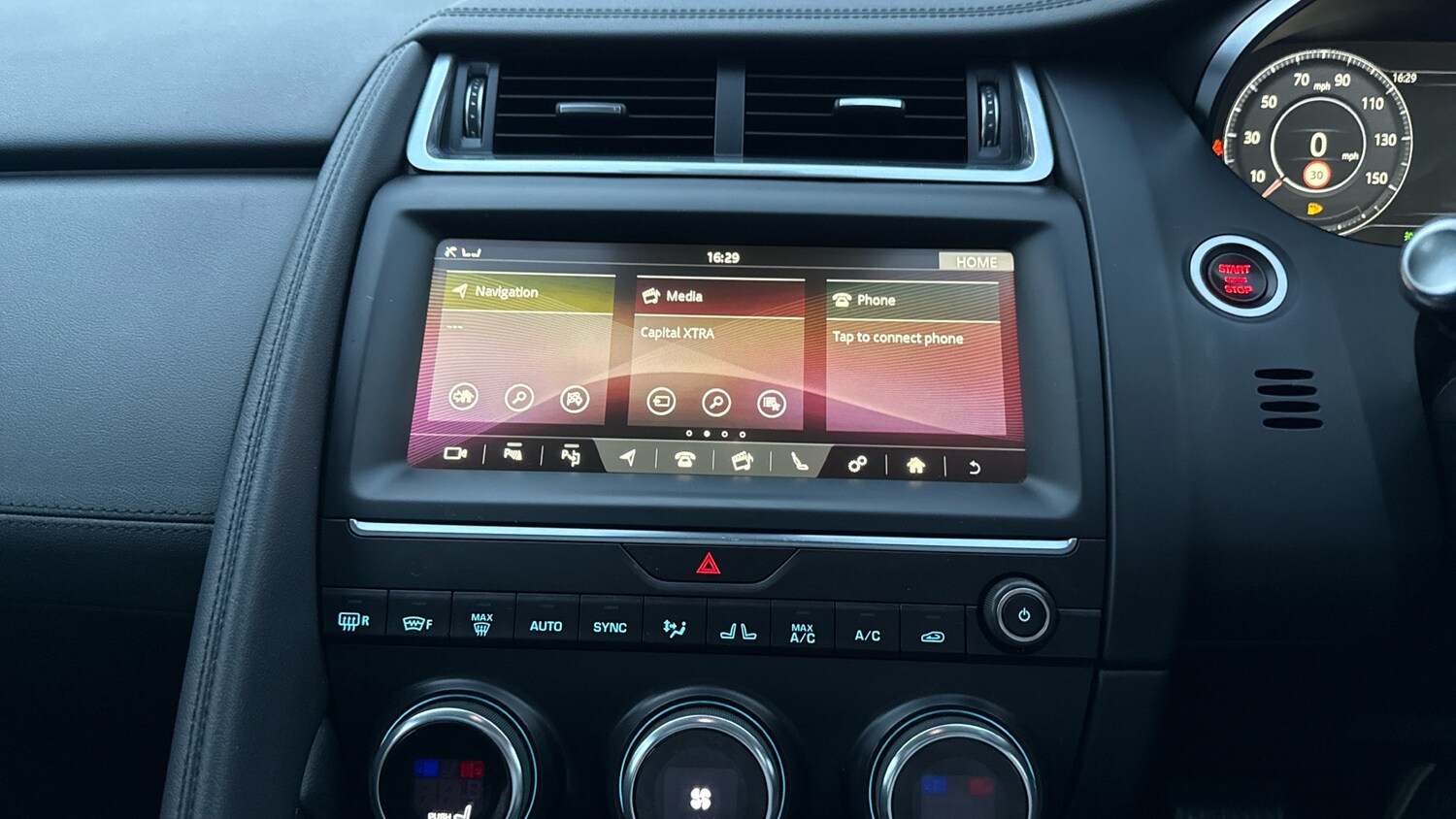 Used Jaguar E-Pace 2018 for sale - 76482779: Photo 14