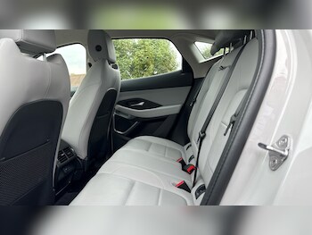 Used Jaguar E-Pace 2022 for sale - 76119600: Photo
