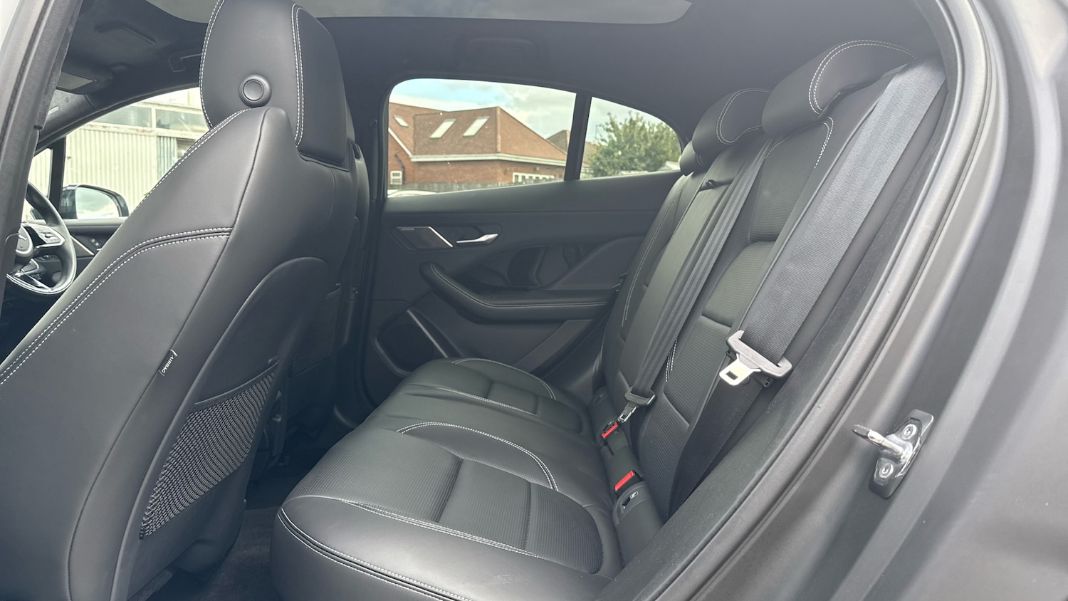 Used Jaguar I-Pace 2024 for sale - 76040505: Photo 4