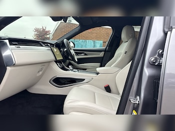 Used Jaguar F-Pace 2023 for sale - 76281295: Photo 3