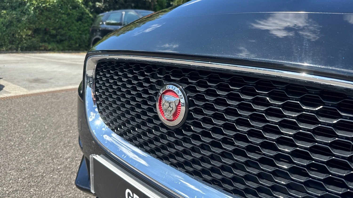 Used Jaguar XE 2015 for sale - 76106997: Photo 12