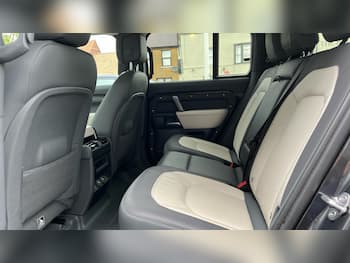 Used Land Rover Defender 2023 for sale - 79765854: Photo