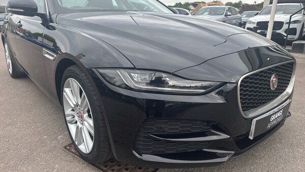 Used Jaguar XE 2020 for sale - 74563199: Photo 17