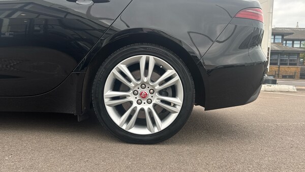 Used Jaguar XE 2020 for sale - 74563199: Photo 8