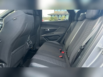 Used Peugeot 3008 2023 for sale - 77508684: Photo