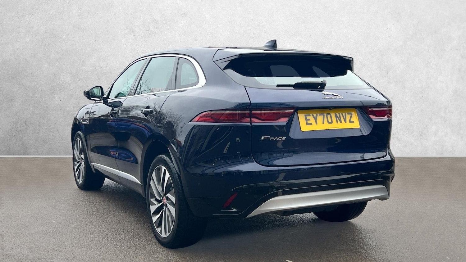 Used Jaguar F-Pace 2021 for sale - 77303544: Photo 2