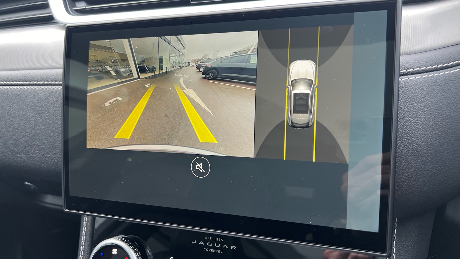 Used Jaguar F-Pace 2024 for sale - 77129458: Photo 12