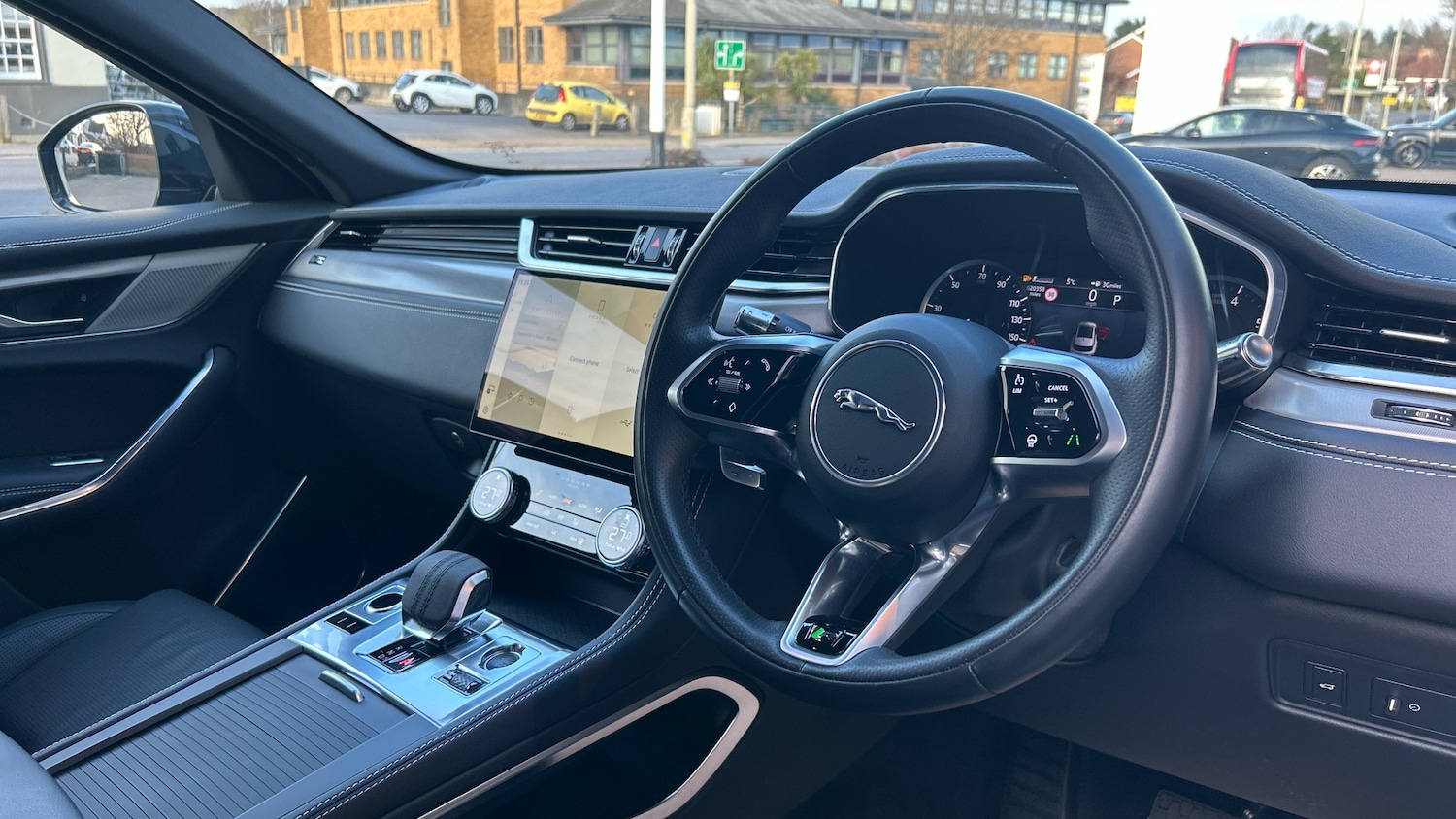 Used Jaguar F-Pace 2021 for sale - 76583117: Photo 11