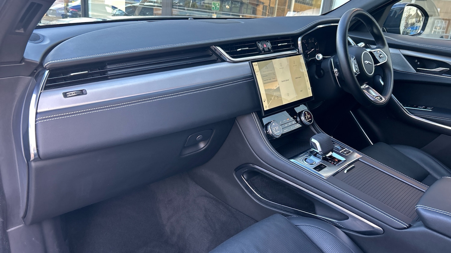 Used Jaguar F-Pace 2021 for sale - 76583117: Photo 12