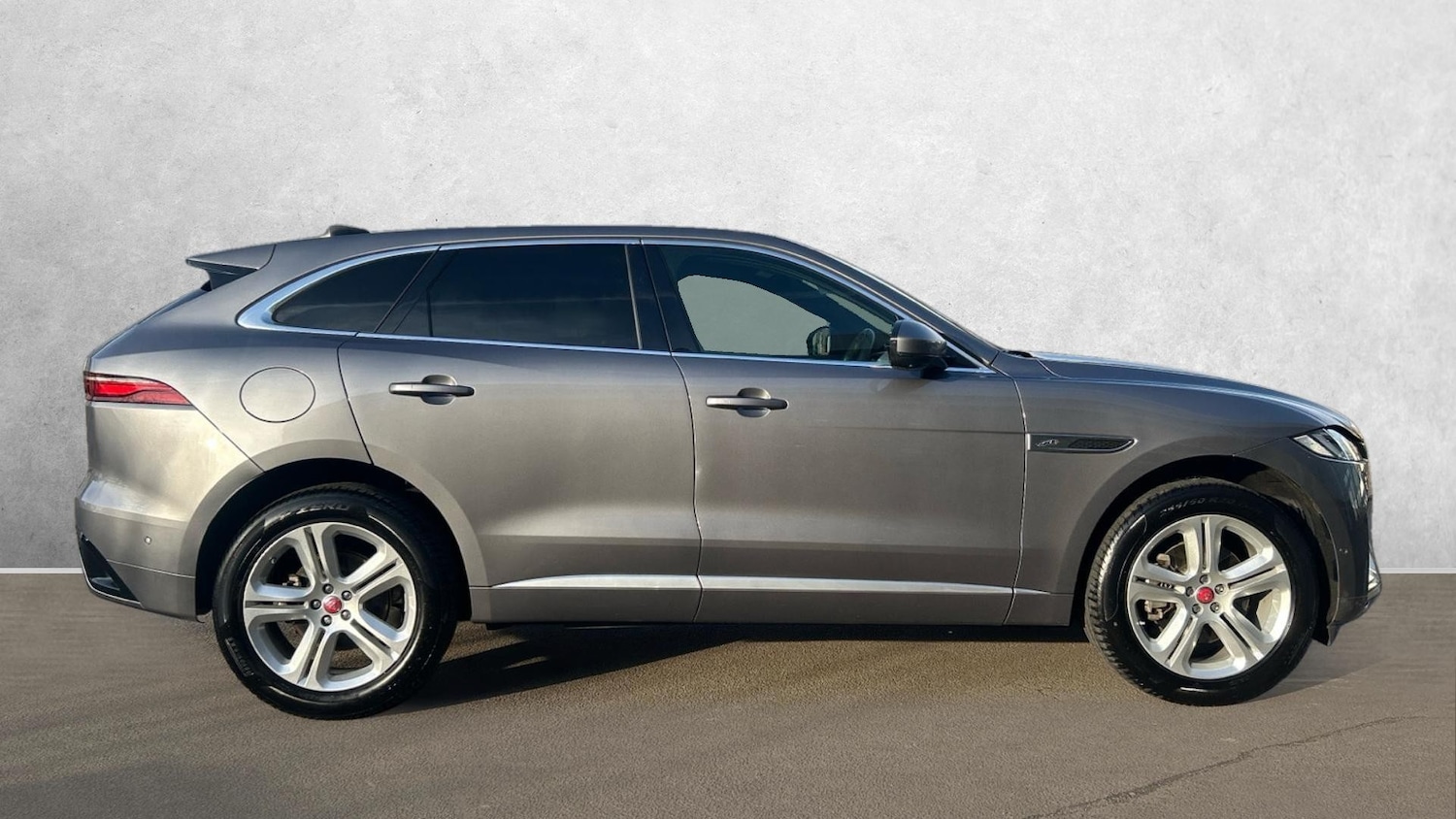 Used Jaguar F-Pace 2021 for sale - 76583117: Photo 5