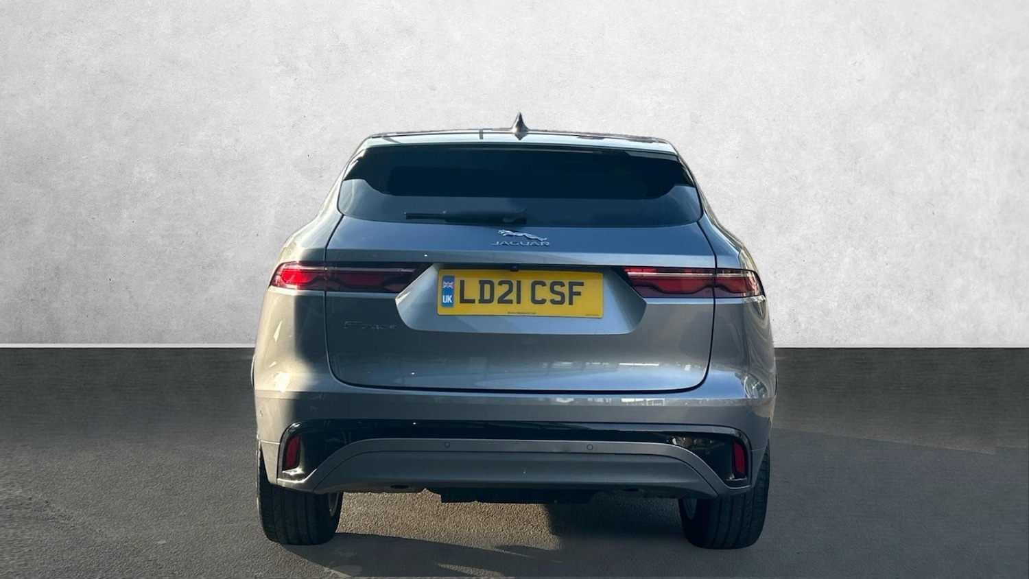 Used Jaguar F-Pace 2021 for sale - 76583117: Photo 6