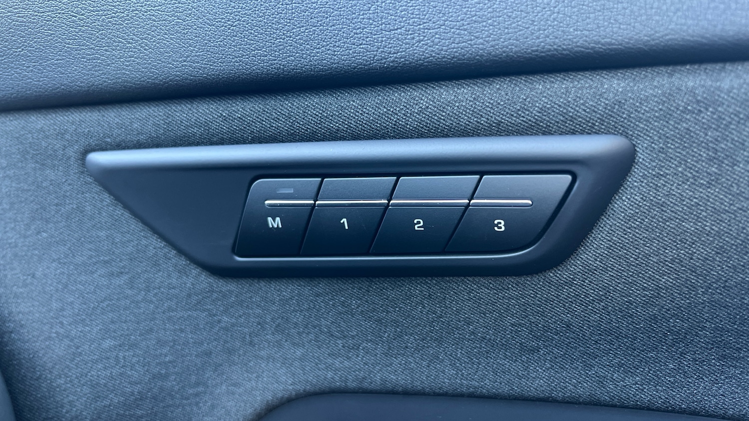 Used Jaguar E-Pace for sale - 77201414: Photo 23