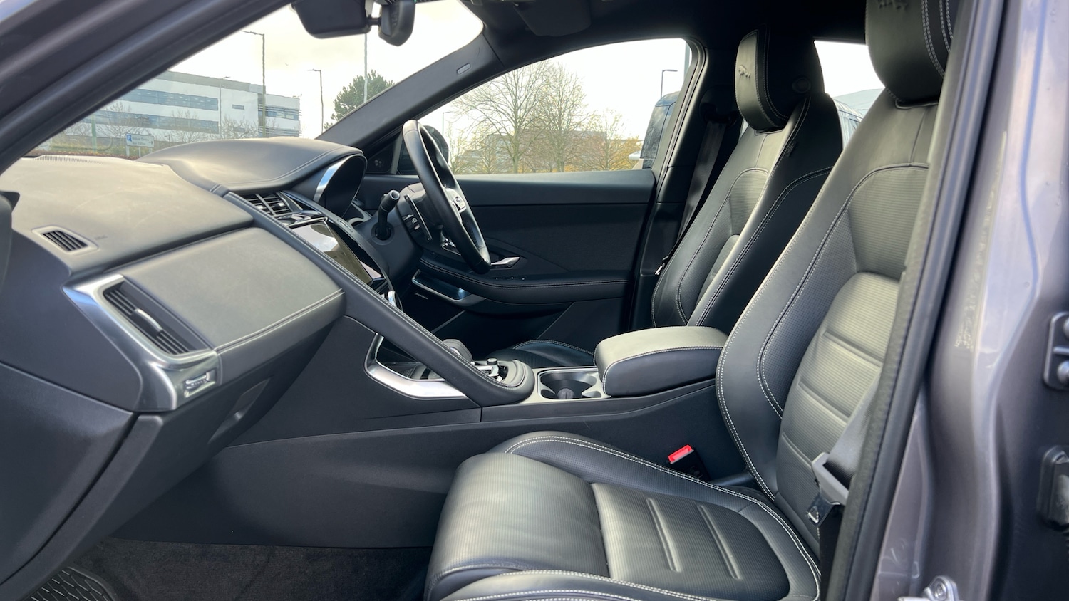 Used Jaguar E-Pace for sale - 77201414: Photo 3