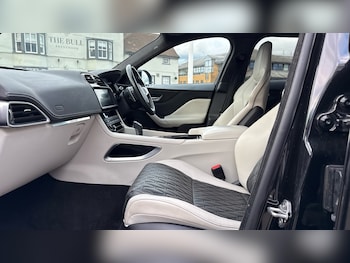 Used Jaguar F-Pace 2020 for sale - 76257941: Photo 3