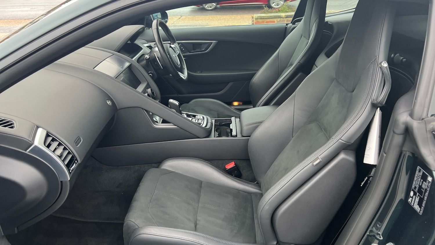 Used Jaguar F-Type 2022 for sale - 76770130: Photo 3