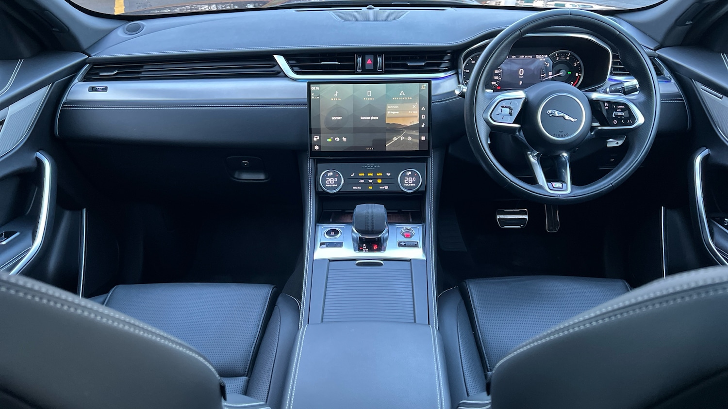 Used Jaguar F-Pace 2022 for sale - 77189178: Photo 9