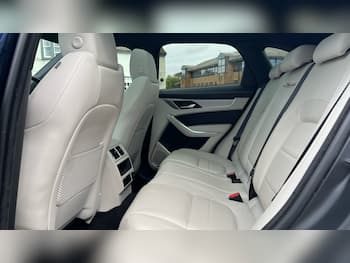 Used Jaguar F-Pace 2021 for sale - 79710918: Photo