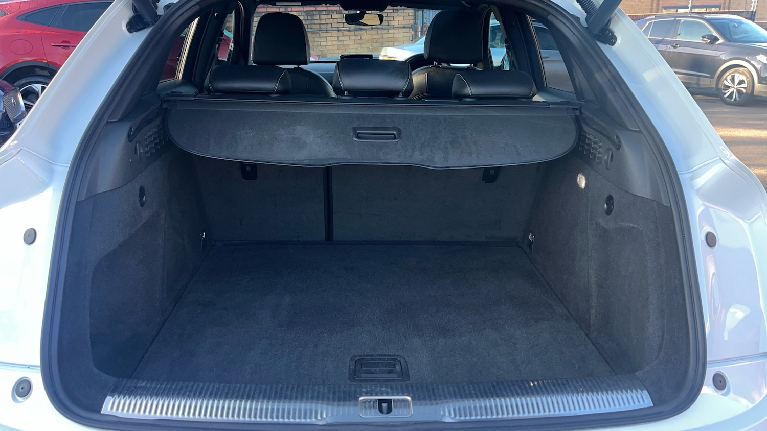 Used Audi Q3 2018 for sale - 76655796: Photo 10