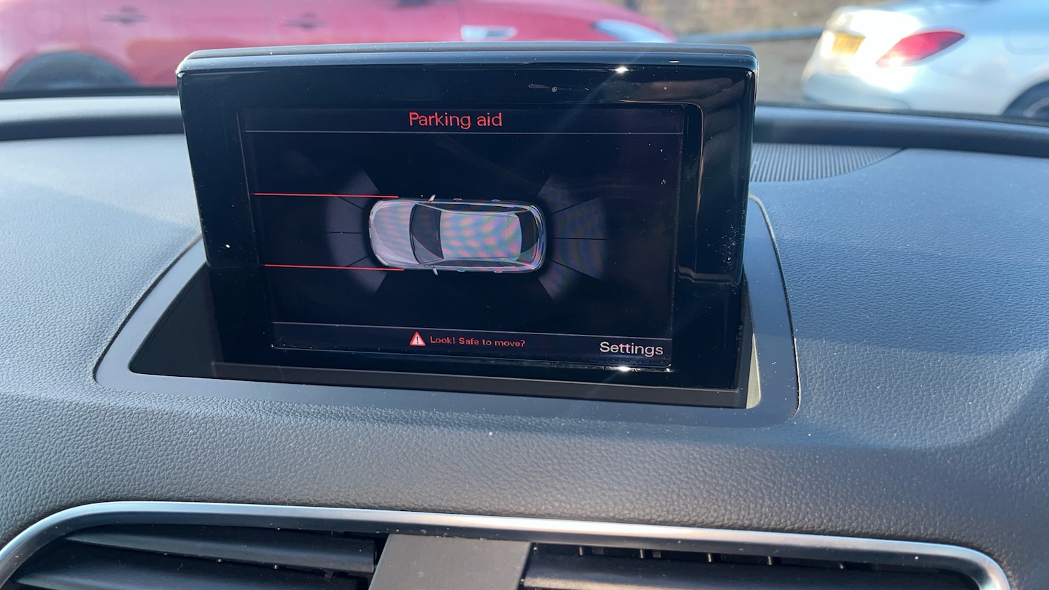 Used Audi Q3 2018 for sale - 76655796: Photo 12