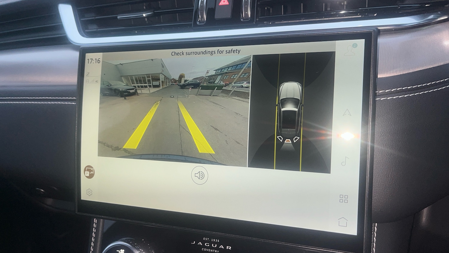 Used Jaguar F-Pace 2022 for sale - 76346907: Photo 12