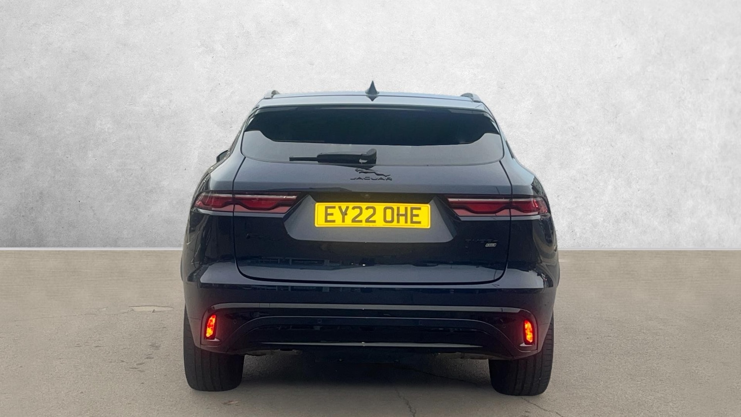 Used Jaguar F-Pace 2022 for sale - 76346907: Photo 6