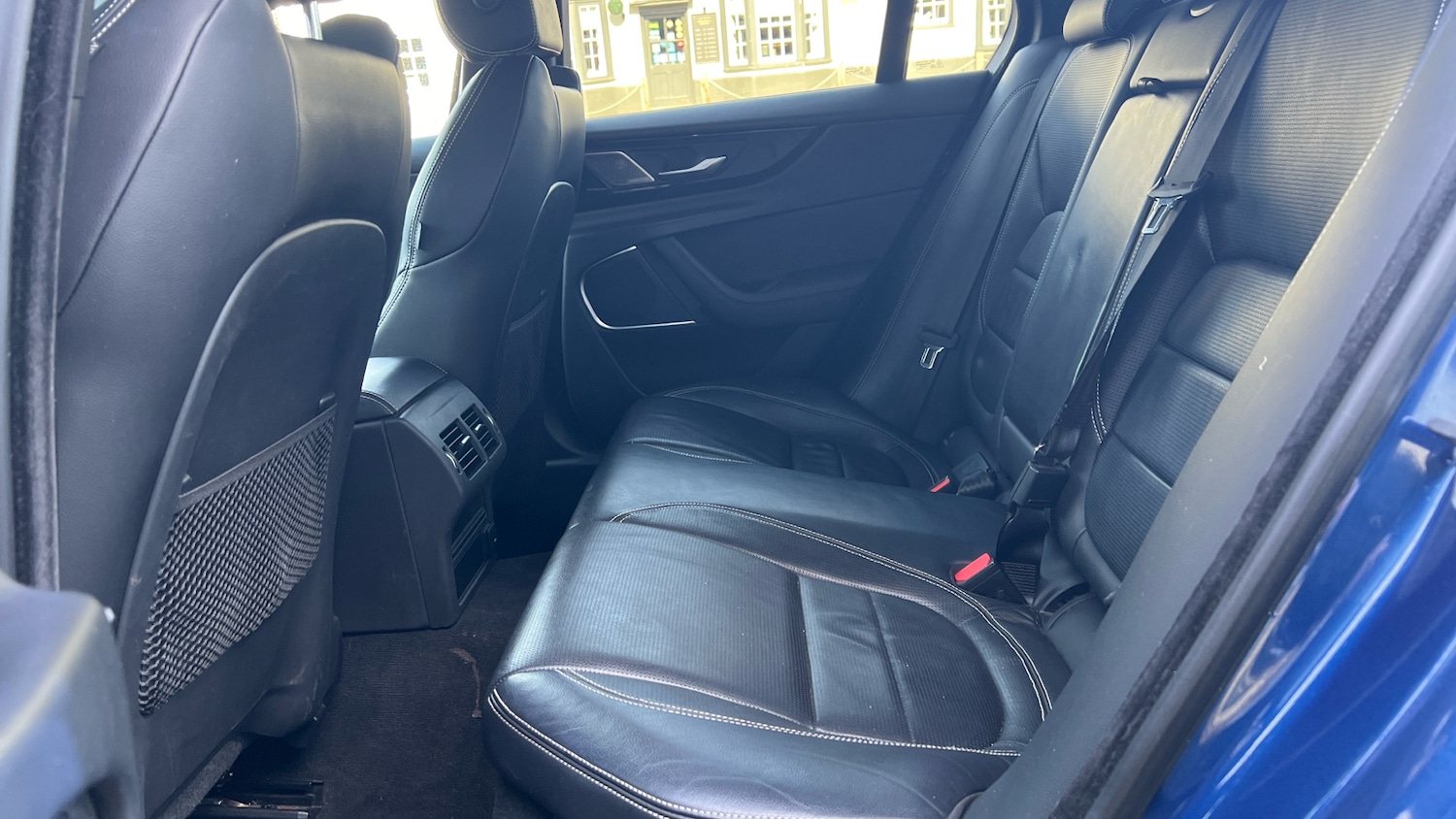 Used Jaguar XE for sale - 77721118: Photo 4