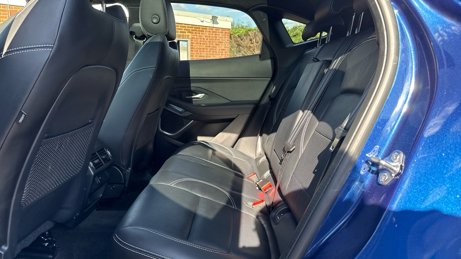 Used Jaguar E-Pace 2021 for sale - 76119559: Photo 4