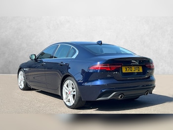 Used Jaguar XE 2020 for sale - 79010674: Photo