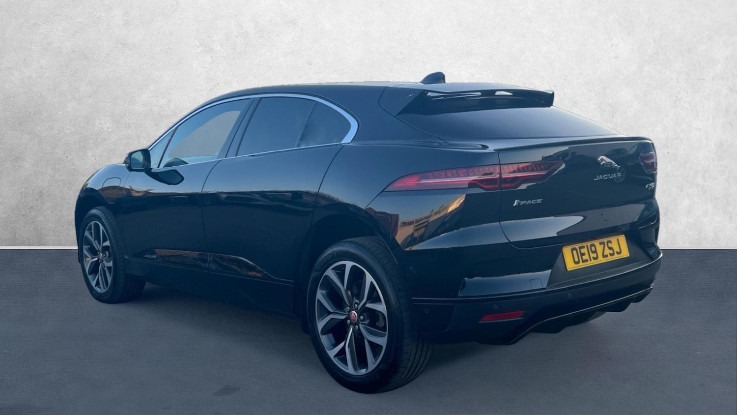 Used Jaguar I-Pace for sale - 76346905: Photo 2