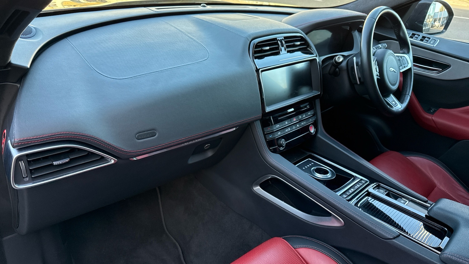 Used Jaguar F-Pace for sale - 76559661: Photo 23