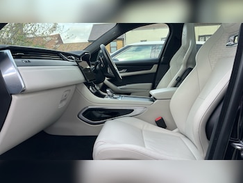 Used Jaguar F-Pace 2024 for sale - 78145928: Photo