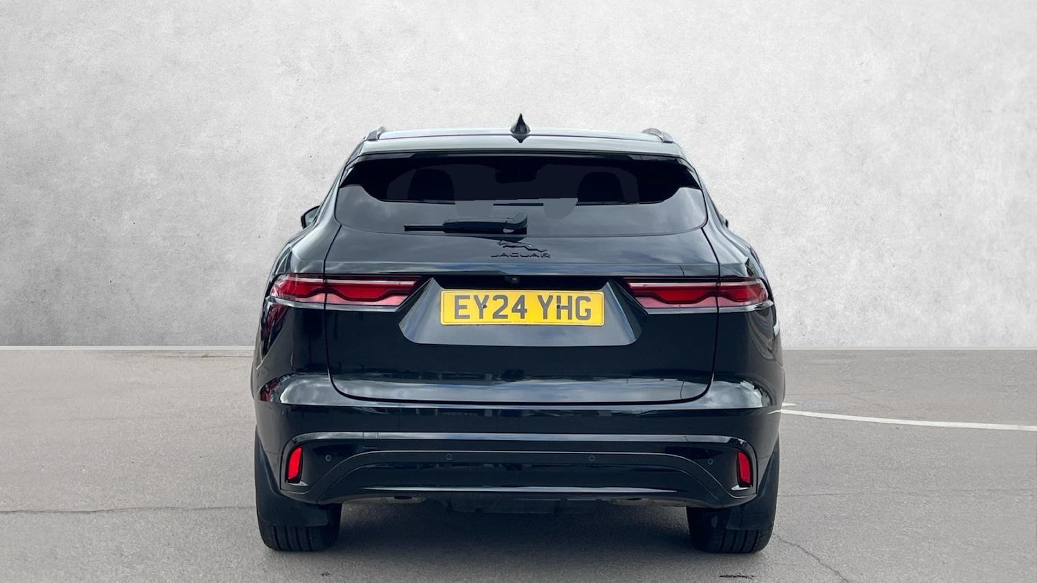 Used Jaguar F-Pace 2024 for sale - 78145928: Photo 6