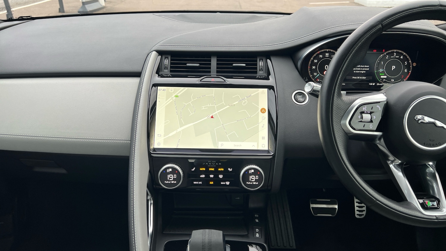 Used Jaguar E-Pace 2022 for sale - 75899015: Photo 24