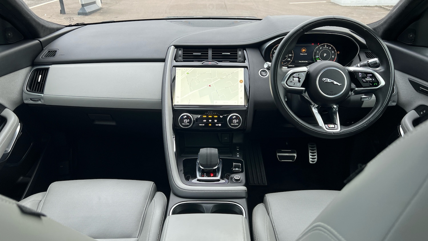 Used Jaguar E-Pace 2022 for sale - 75899015: Photo 9