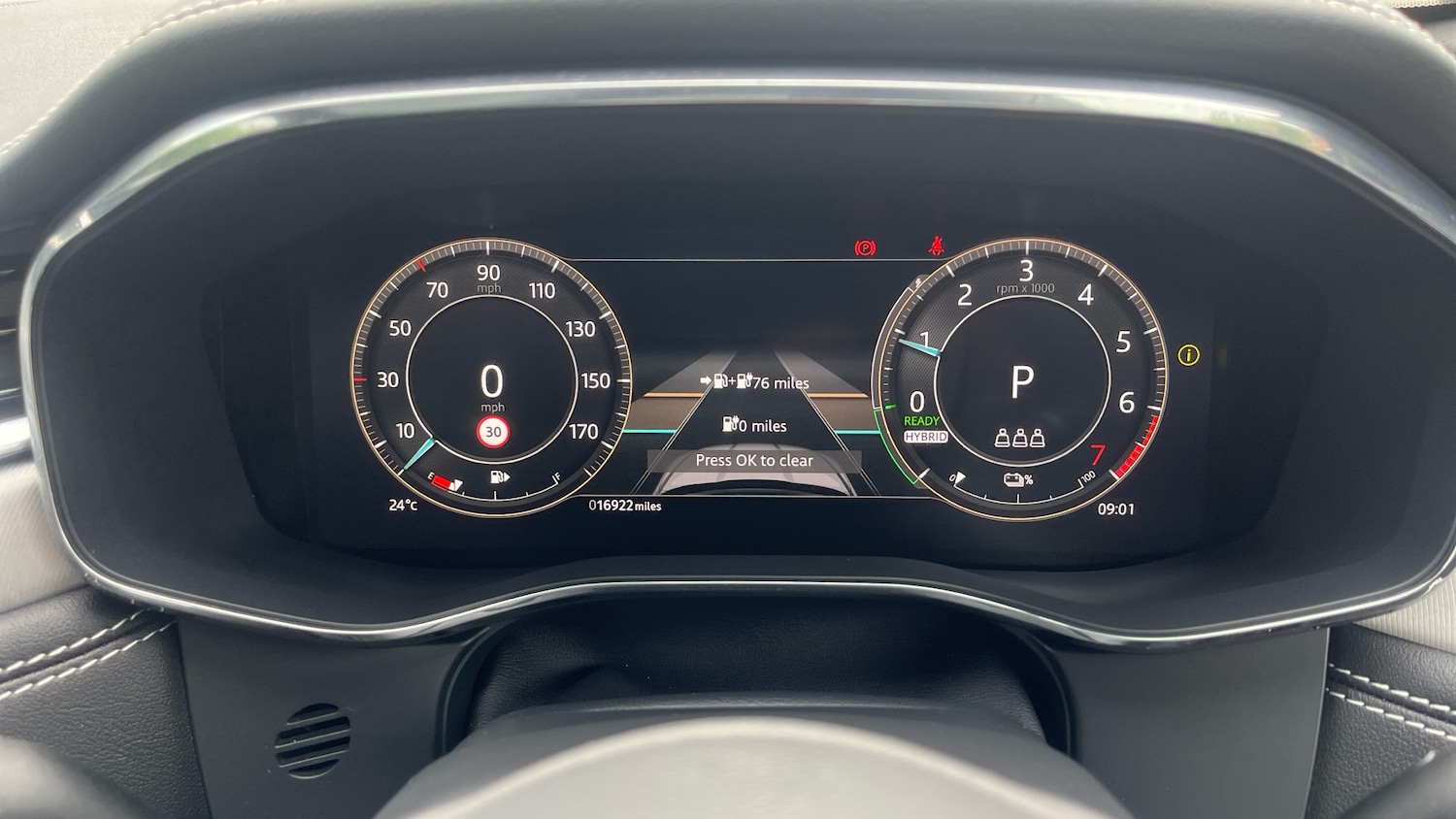 Used Jaguar F-Pace 2023 for sale - 76454977: Photo 16