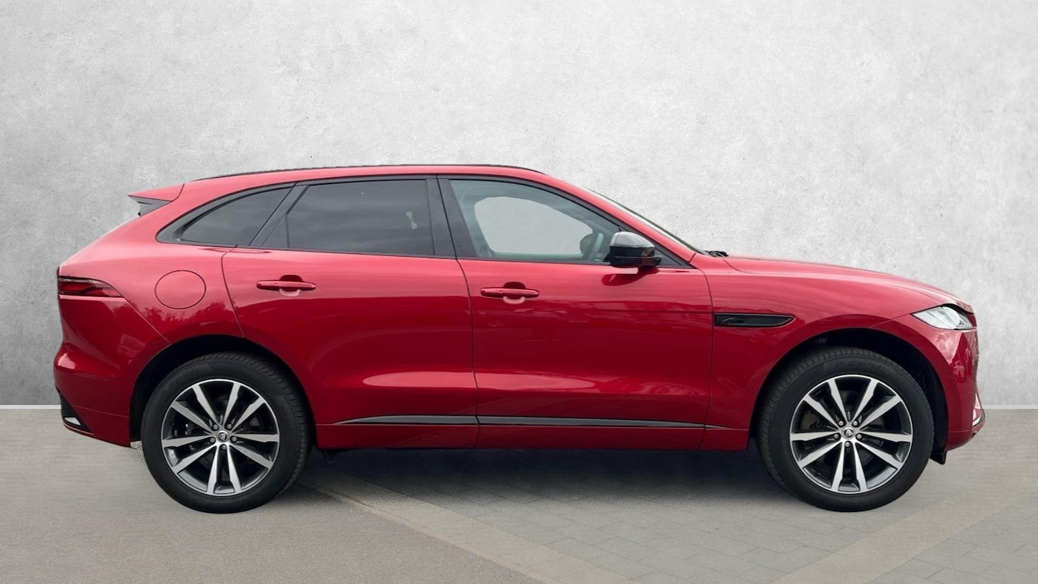Used Jaguar F-Pace 2023 for sale - 76454977: Photo 5