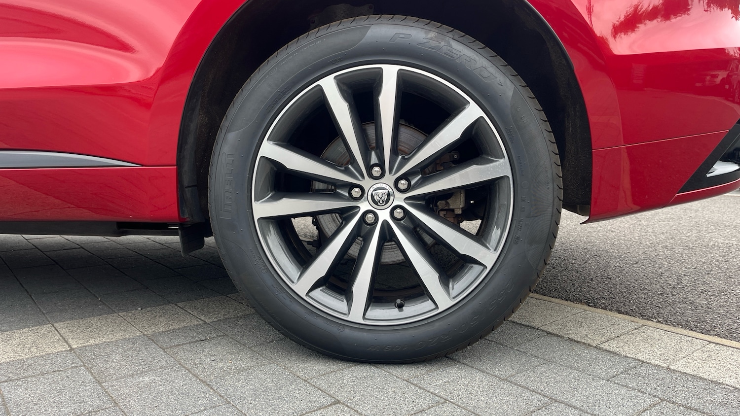 Used Jaguar F-Pace 2023 for sale - 76454977: Photo 8