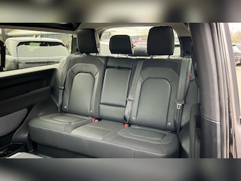 Used Land Rover Defender 2023 for sale - 78571296: Photo