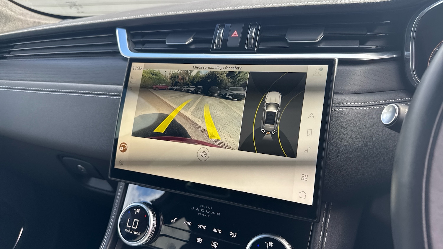 Used Jaguar F-Pace 2023 for sale - 76699585: Photo 12