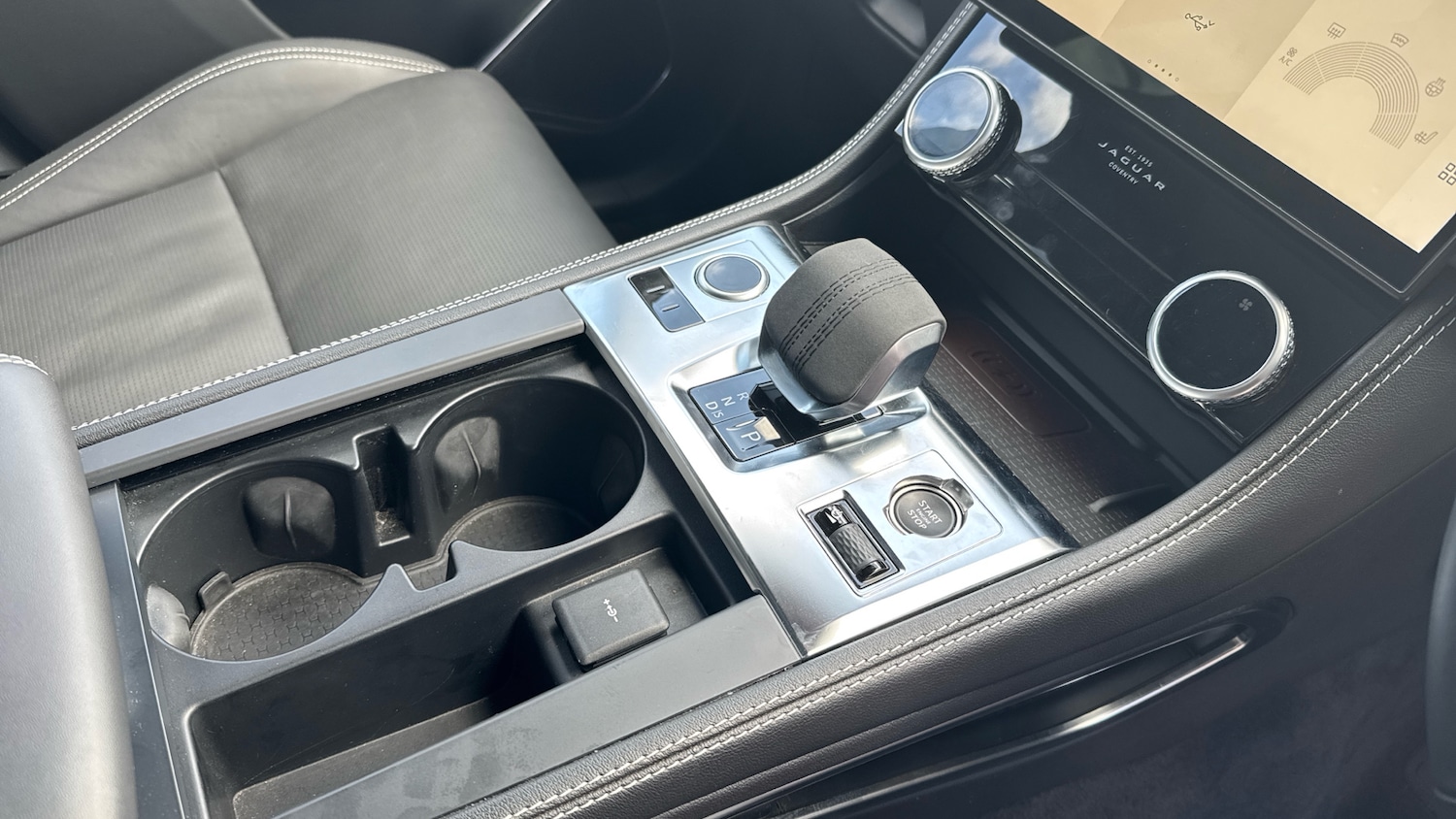 Used Jaguar F-Pace 2023 for sale - 76699585: Photo 13